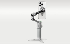 Stabilizator-Insta360-Flow-2-Pro-Creator-Bundle-szary_5.jpg
