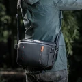 OneMo-Sling-11L-_Space-Black_2.webp