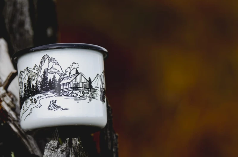 Kubek emaliowany Alpinus niedźwiedź 350ml