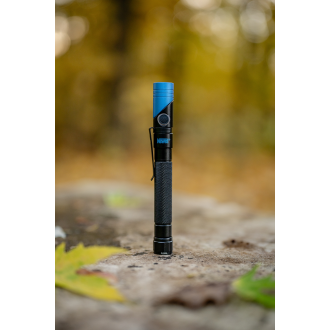 Latarka taktyczna Newell FL250L USB-C