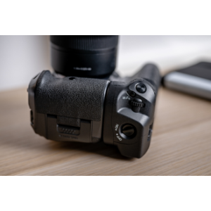 Battery Pack Newell BG-R10 do Canon