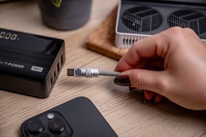 Kabel Newell USB-C - USB-C 100 W, 2 m, silikonowy, szary_06_HD.jpg