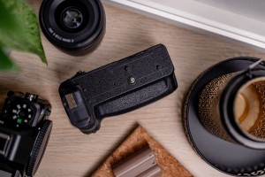 Battery Pack Newell MB-N14 do Nikon_08_HD.jpg