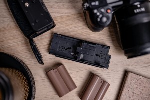 Battery Pack Newell MB-N14 do Nikon_10_HD.jpg