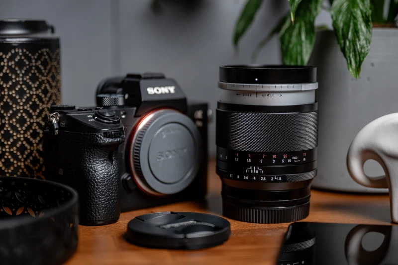 Obiektyw Voigtlander Portrait Heliar 75 mm f_1,8 do Sony E_08_HD.jpg