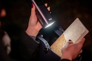Power Bank Newell Vayu 27000 mAh PD 140 W_24_HD.jpg