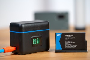 Ładowarka dwukanałowa Newell STD-USB do akumulatorów CINSBAHA do Insta360 X5_10_HD.jpg