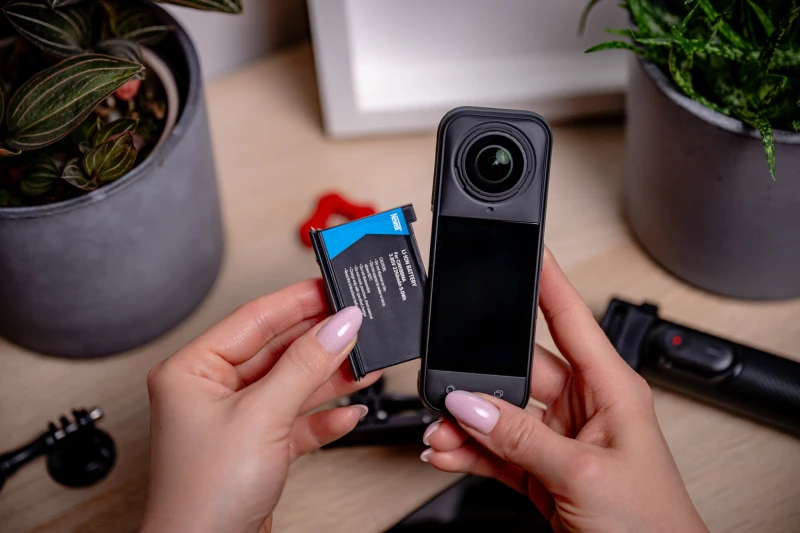 Akumulator Newell zamiennik CINSBBMA do Insta360 X4_13_HD.jpg