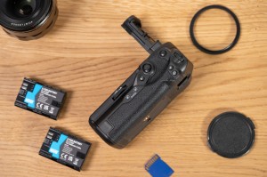 Battery Pack Newell BG-R20 do Canon_09_HD.jpg