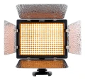 Lampa LED Yongnuo YN300 III - WB (3200 K - 5600 K)_03_HD.jpg