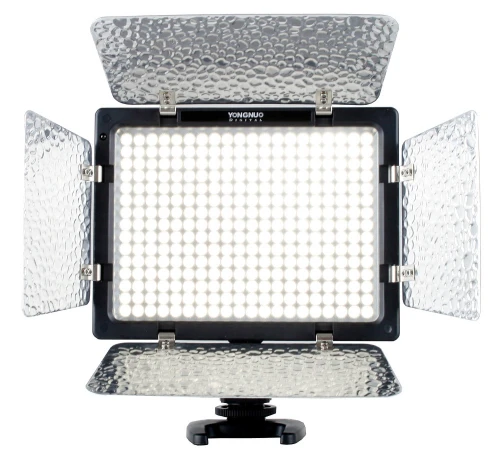 Lampa LED Yongnuo YN300 III - WB (5600 K)_01_HD.jpg