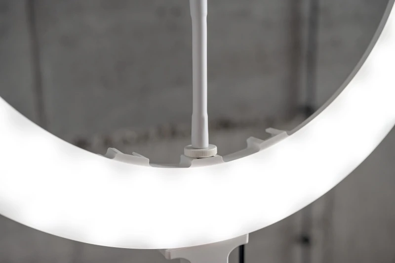 Lampa pierścieniowa LED Newell RL-18A - WB (3200 K - 5500 K) - Arctic White_14_HD.jpg