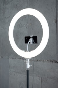 Lampa pierścieniowa LED Newell RL-18A - WB (3200 K - 5500 K) - Arctic White_17_HD.jpg