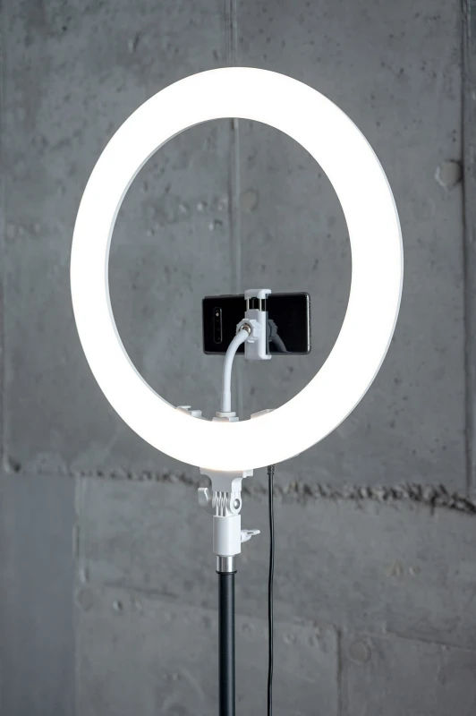 Lampa pierścieniowa LED Newell RL-18A - WB (3200 K - 5500 K) - Arctic White_17_HD.jpg