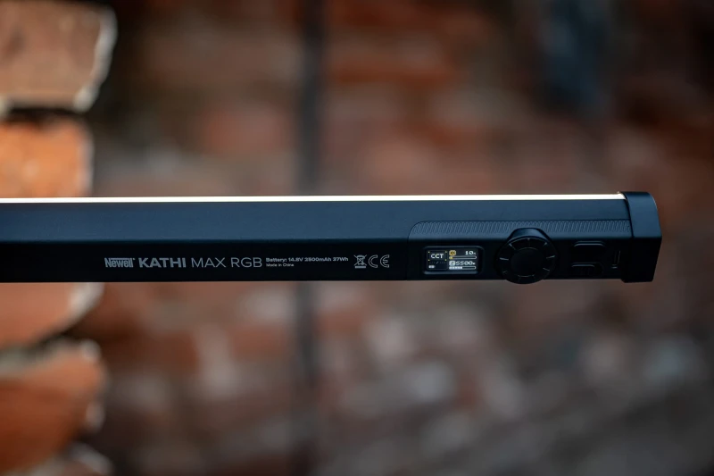 Lampa LED Newell RGB Kathi Max_07_HD.jpg