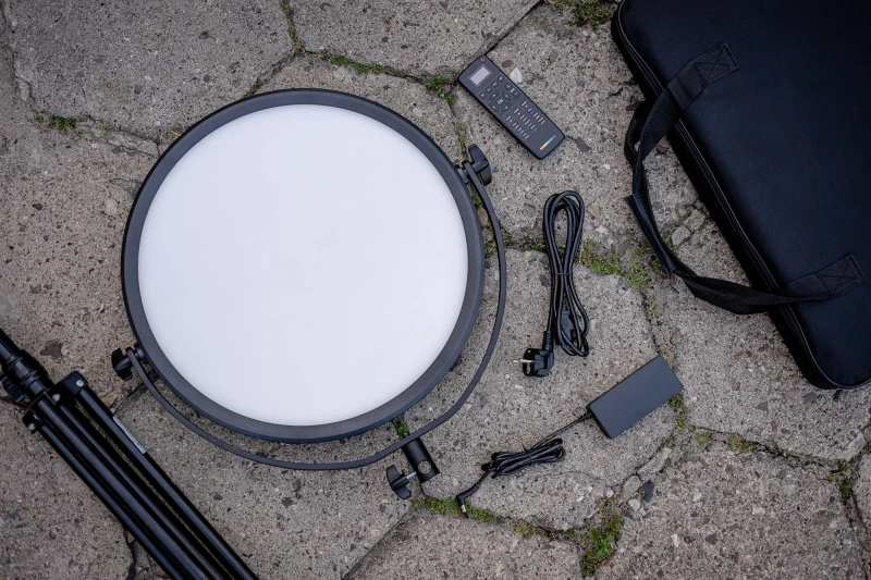 Lampa LED Newell Air Artha XL RGB RC APP_22_HD.jpg