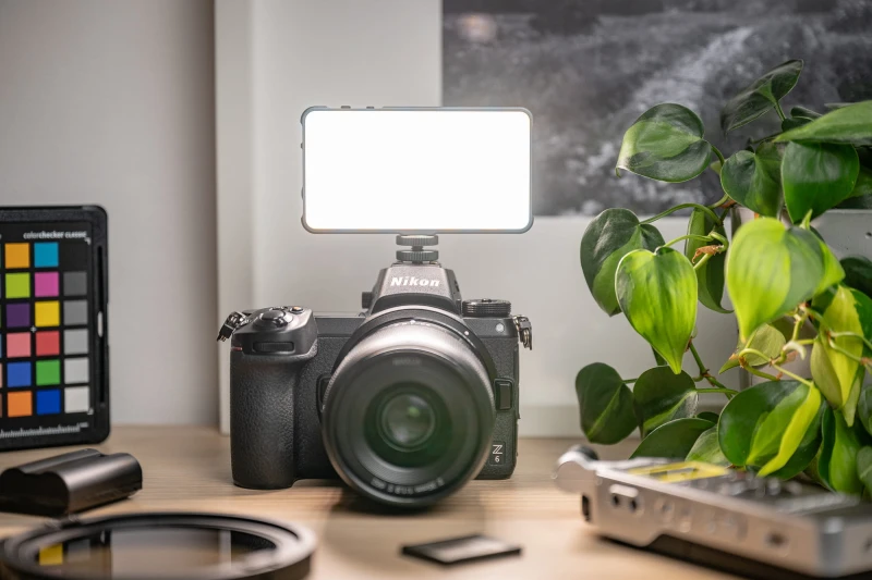 Lampa LED Newell RGB-W Rangha Mini_08_HD.jpg