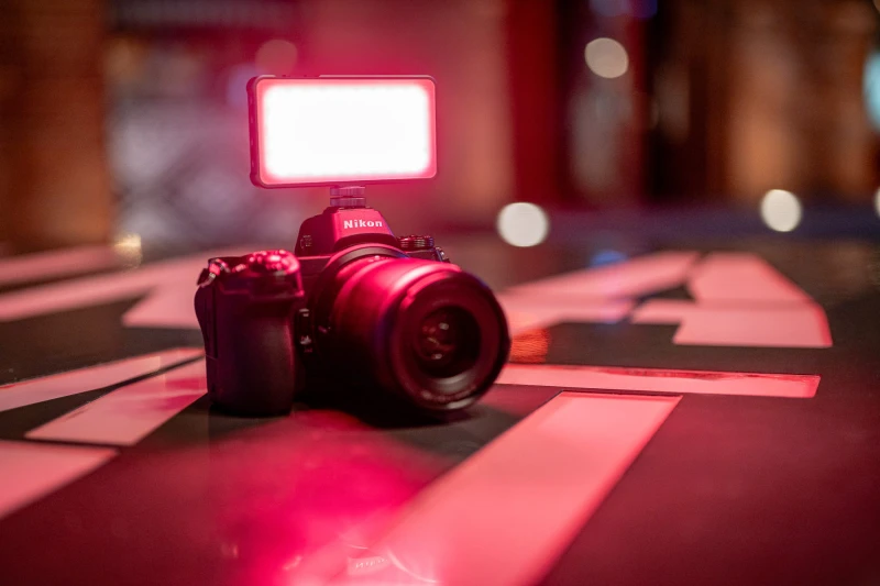 Lampa LED Newell RGB-W Rangha Mini_16_HD.jpg