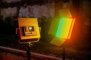 Lampa LED Newell RGB Vividha Effect_36_HD.jpg