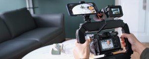 Grafika - Lampa LED z adapterem do smartfona Ulanzi U200 - WB (2500 K - 8500 K)_03.jpg
