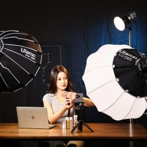Lampa LED Ulanzi V-120Bi - WB (2700 K - 6500 K)_04_HD.jpg