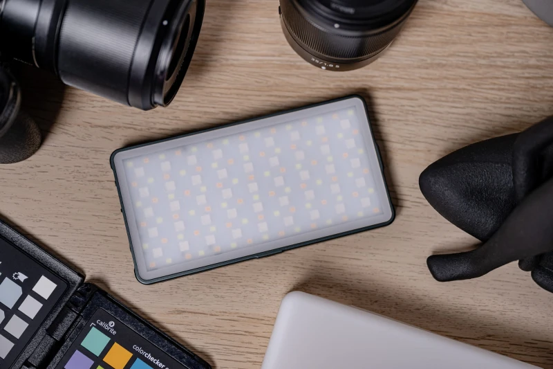 Zestaw Newell Rangha Set - Lampa LED RGB-W Rangha z dyfuzorem i statywem_23_HD.jpg