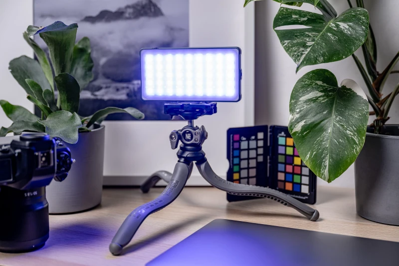 Zestaw Newell Rangha Set - Lampa LED RGB-W Rangha z dyfuzorem i statywem_24_HD.jpg