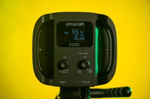 Lampa LED Amaran 300c - szara_34_HD.jpg