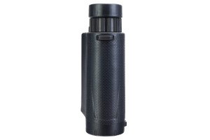 Lornetka z dalmierzem Levenhuk Guard 1500 (10).jpg