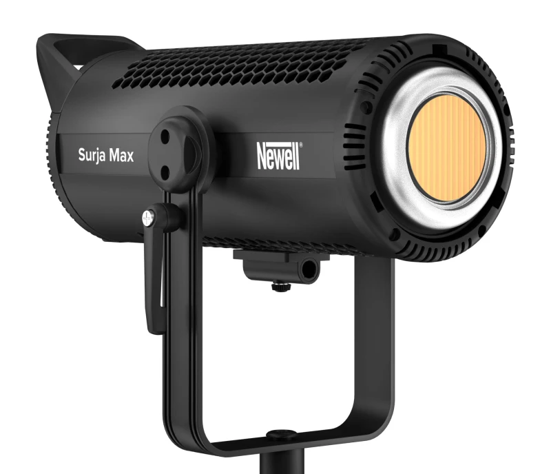 Lampa LED Newell Surja Max 500_01_HD.jpg