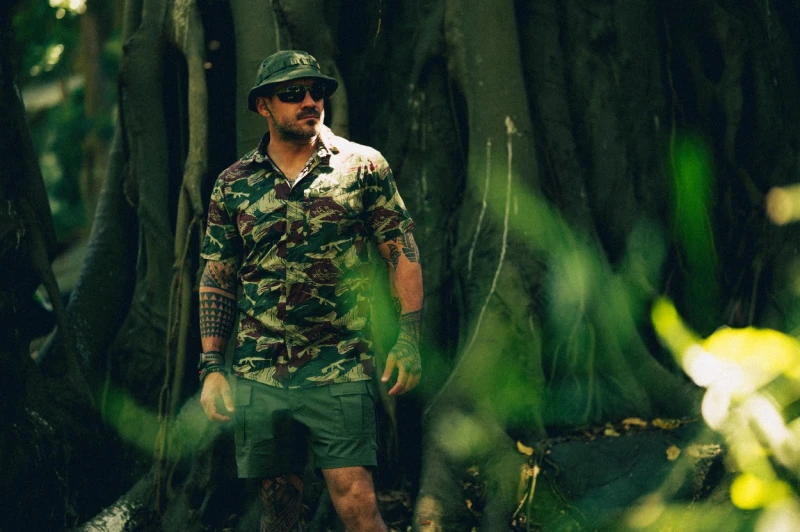 Koszula hawajska - Brushstroke Camo.jpg