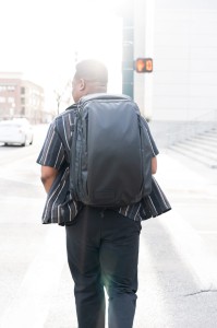 plecak-wandrd-transit-travel-backpack-35-l-czarny (31).jpg