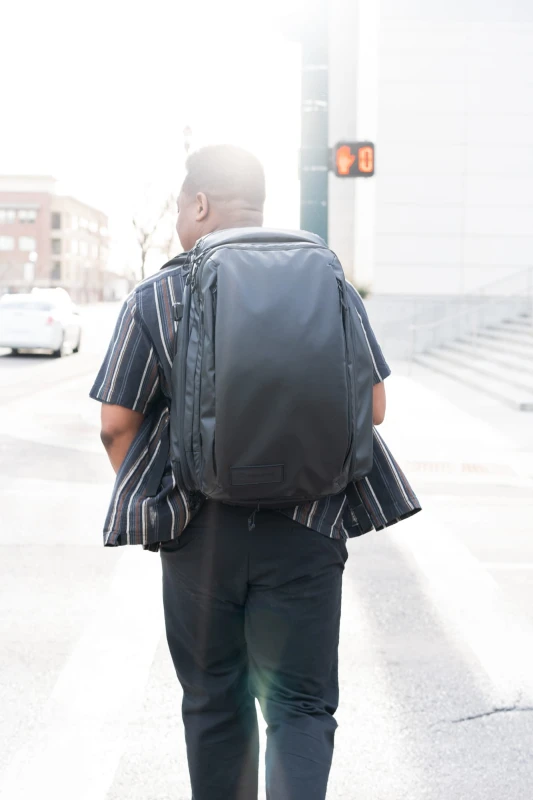 plecak-wandrd-transit-travel-backpack-35-l-czarny (31).jpg