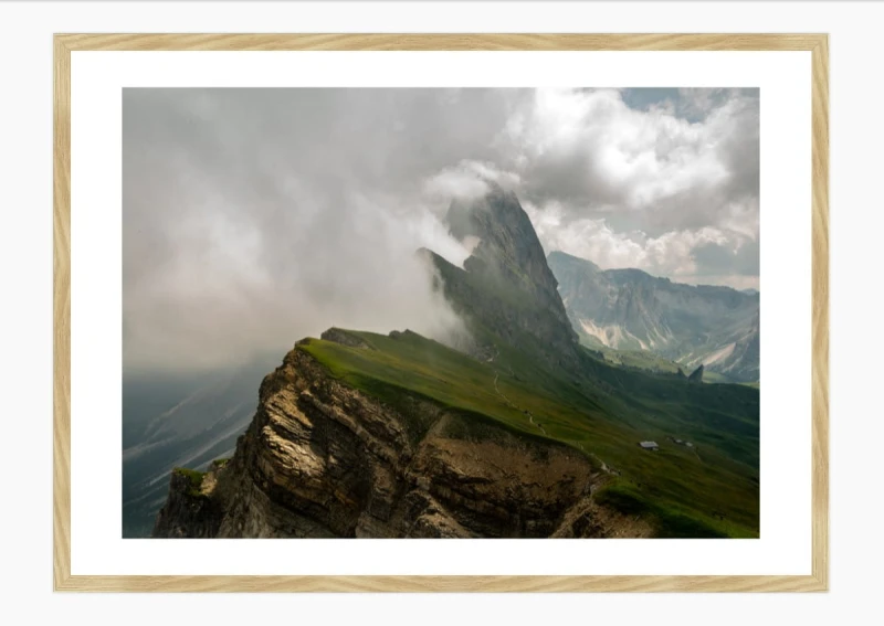 SECEDA PRZED BURZĄ - DOLOMITY dębowa rama.jpg