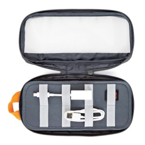 laptop-accessories-gearup-pouchmedium-4strap-sq-lp37139-pww.jpg