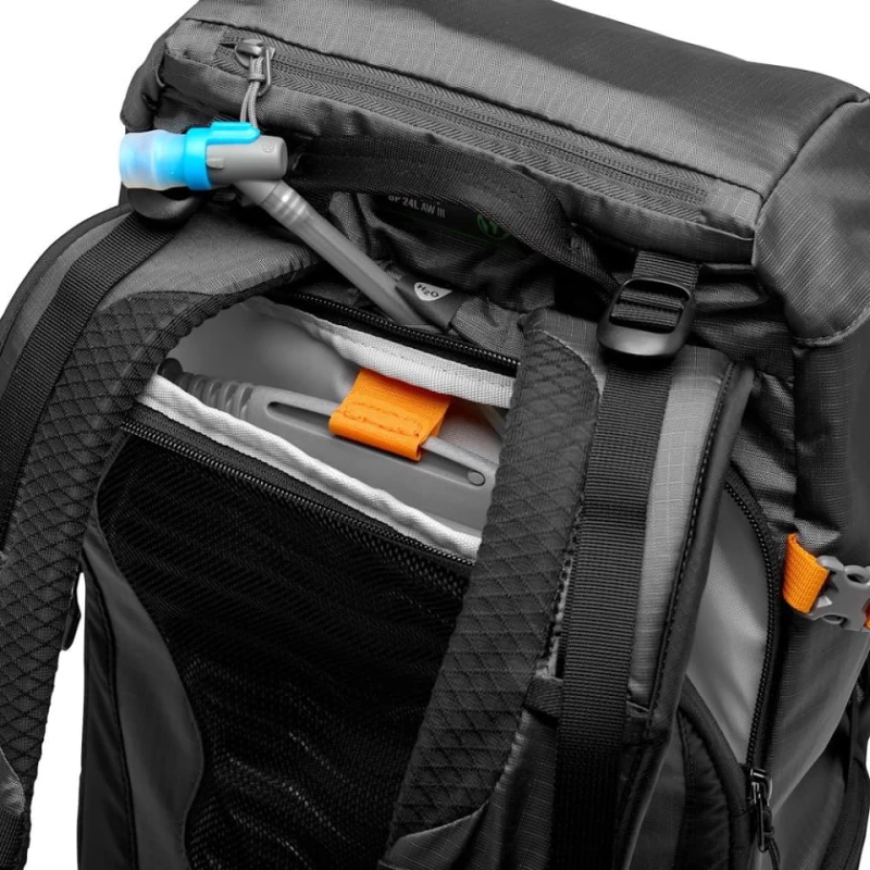 camera-backpack-lowepro--photosport-iii-lp37343-pww-hp.jpg