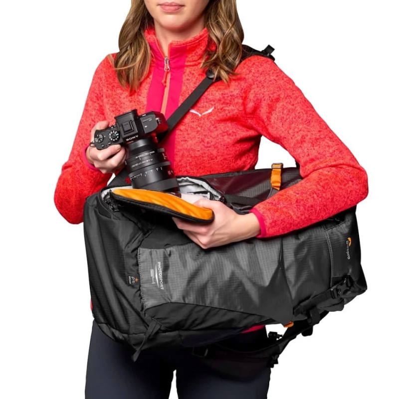 camera-backpack-lowepro--photosport-iii-lp37343-pww-use.jpg