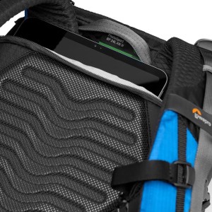 camera-backpack-lowepro--photosport-iii-lp37344-pww-tablet.jpg