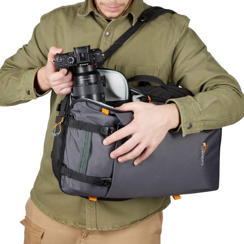 camera-backpack-lowepro-trekker-lite-lp37470-pww-access.jpg