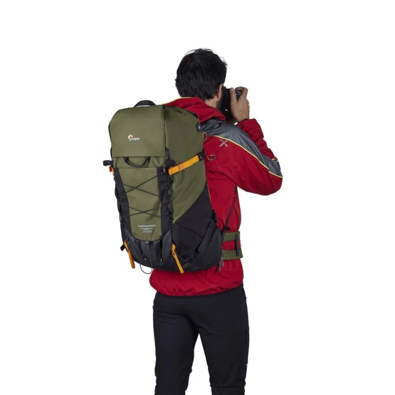bags-lowepro-photosport-x-lp37475-pww-in-use.jpg