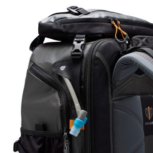 backpack-lowepro-trekker-lp37481-pww-camelback-pocket.jpg