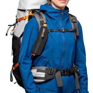 camera-backpack-lowepro-photosport-pro-strap5.jpg