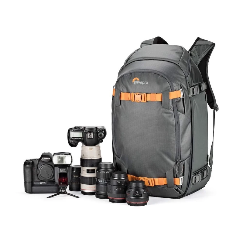 camera-backpack-whistler-bp-450-aw-lp37227-left-canon5dgrip.jpg
