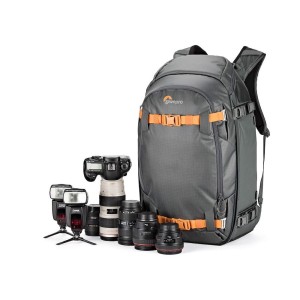 camera-backpack-whistler-bp-450-aw-lp37227-left-canon5dmk4.jpg