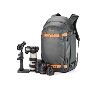 camera-backpack-whistler-bp-450-aw-lp37227-left-dji-osmopro-canon5dmk4.jpg